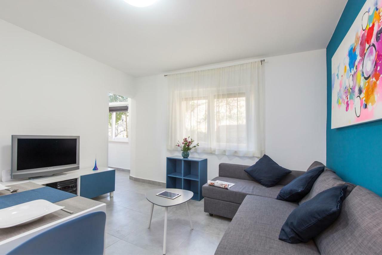Apartment Dora Rabac Exteriör bild